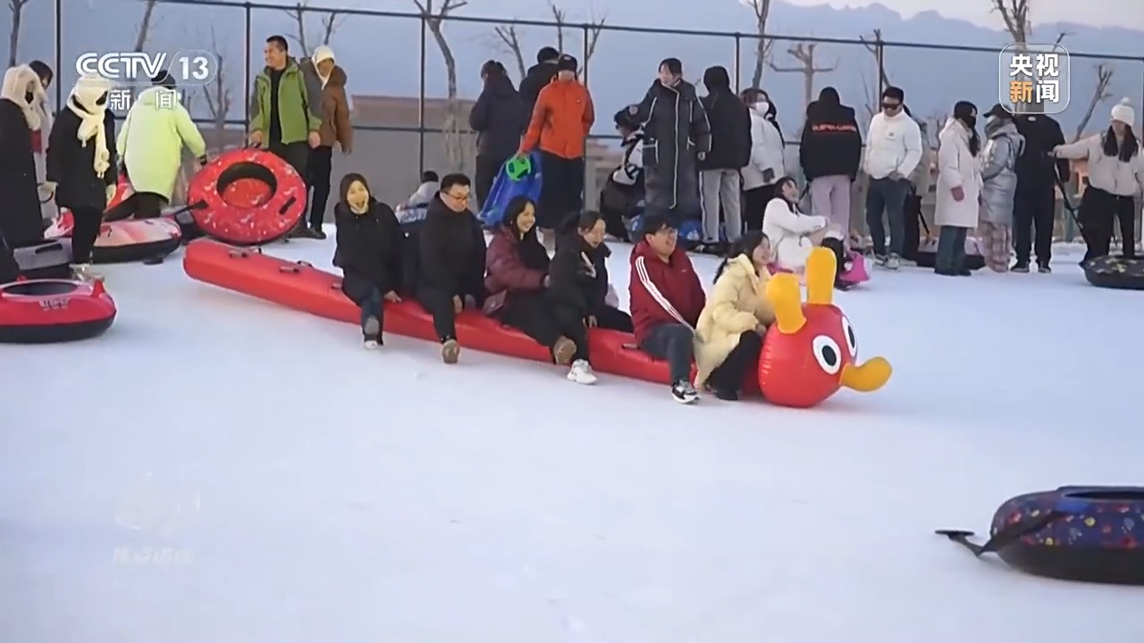 焦点访谈丨冰雪经济等成为新蓝海 如何打开消费新空间？