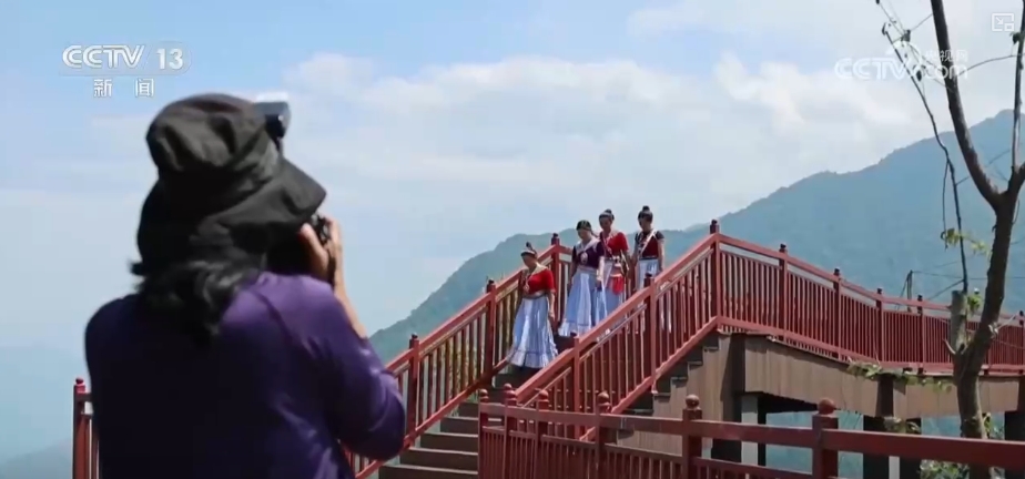 新春走基层·走三州 | 绿水青山带笑颜 农文旅融合编织旅居生活新画卷