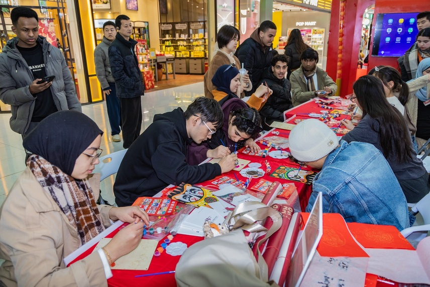 新春走基层｜多国留学生沉浸式感受中国年味