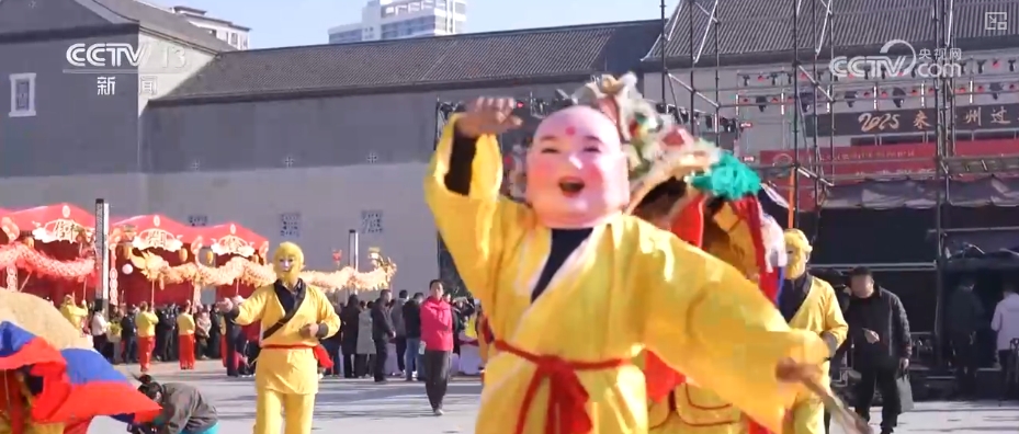 “非遗+”添“彩”年货市场 “花”样十足迎新春