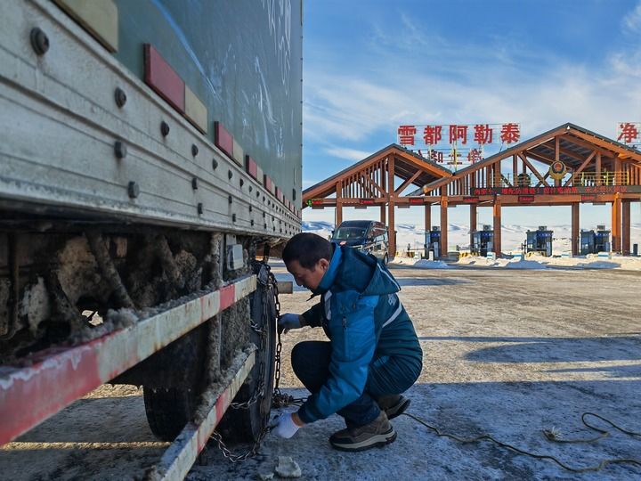 “雪原信使”——别克：边境邮路上乡亲等着我