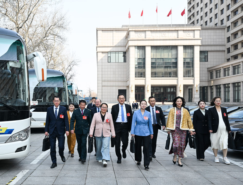 两会第一观察·瞬间|独家相册:“总书记再到我们团参加审议” 两会第一观察·瞬间|独家相册:“总书记再到我们团参加审议”