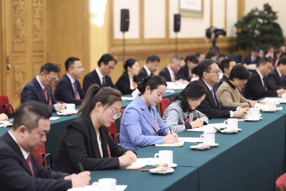 两会第一观察·瞬间|独家相册:“总书记再到我们团参加审议” 两会第一观察·瞬间|独家相册:“总书记再到我们团参加审议”