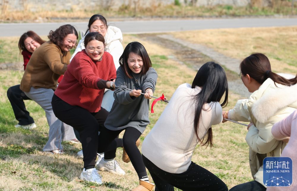 多彩活动迎“三八”国际妇女节