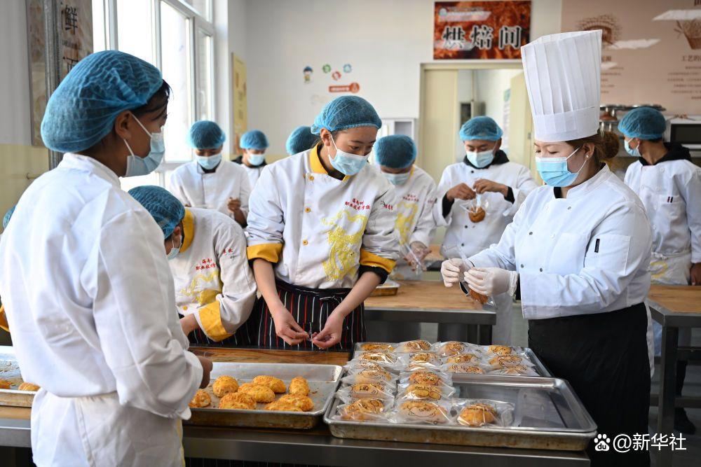 镜观·领航｜教育强则国家强