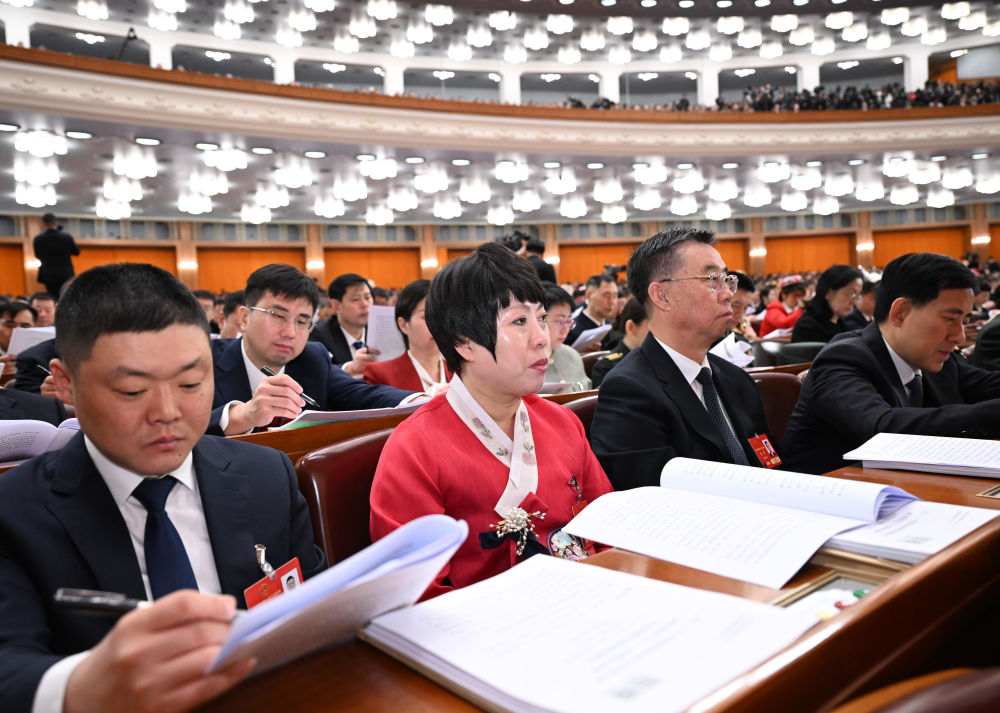 两会·影像链接|听见她们的声音 两会·影像链接|听见她们的声音