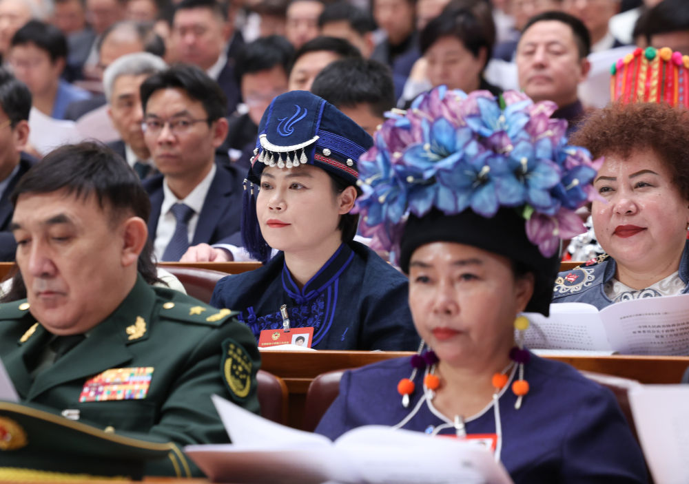 两会·影像链接|听见她们的声音 两会·影像链接|听见她们的声音