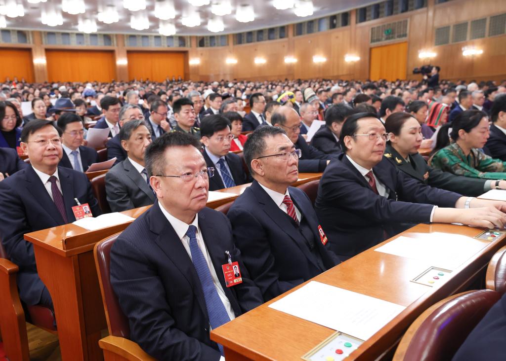 全国政协十四届三次会议闭幕会在京举行