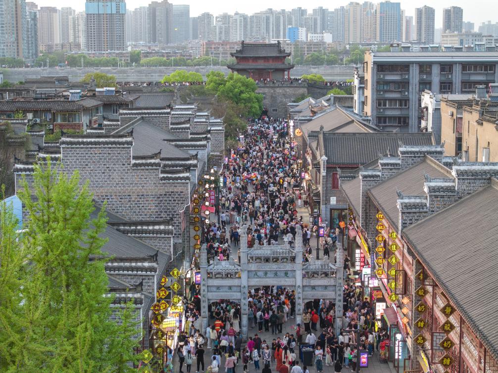热潮涌动！当“春日消费”遇上“假日经济”——2025年清明假期盘点