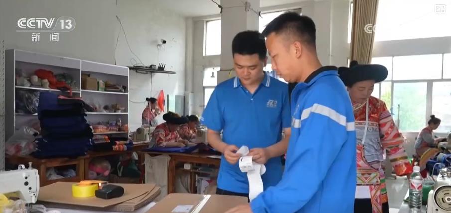 500亿件“新跨越”！中国快递业“跑出”发展加速度 助力消费升级