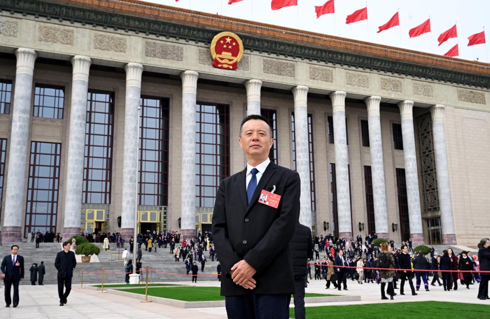 两会精神看落实·基层善治新篇丨把老百姓的“金点子”变成荷包里的“金果子”