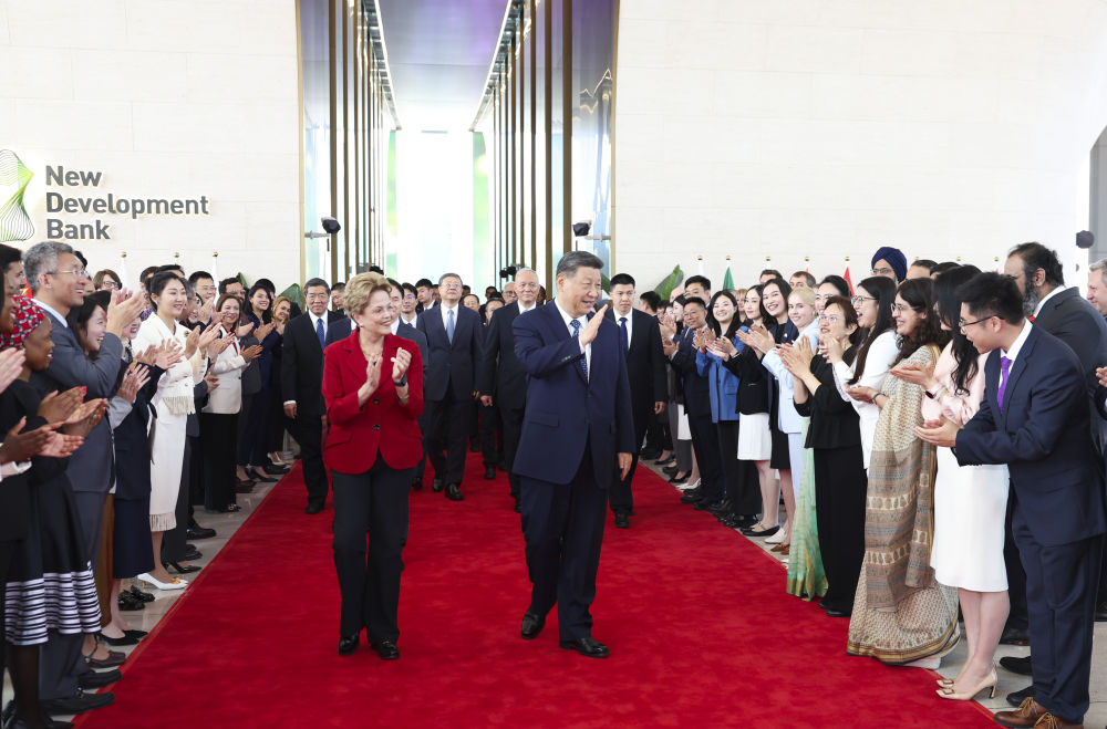 总书记上海行｜记者手记：赢得未来，始于现在