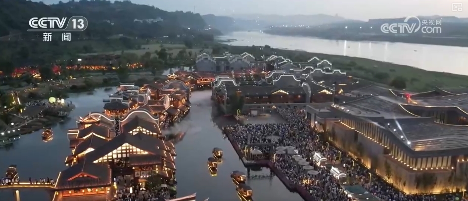 “五一”消费市场呈现新变化 众多“独一无二”消费场景“破圈”圈粉