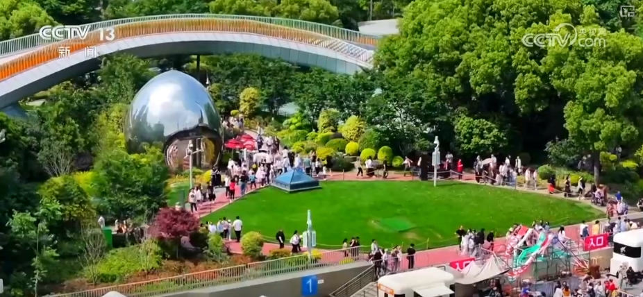 “五一”消费市场呈现新变化 众多“独一无二”消费场景“破圈”圈粉