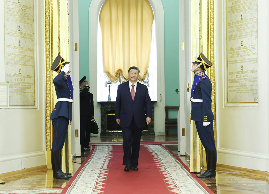 习近平同俄罗斯总统普京举行会谈