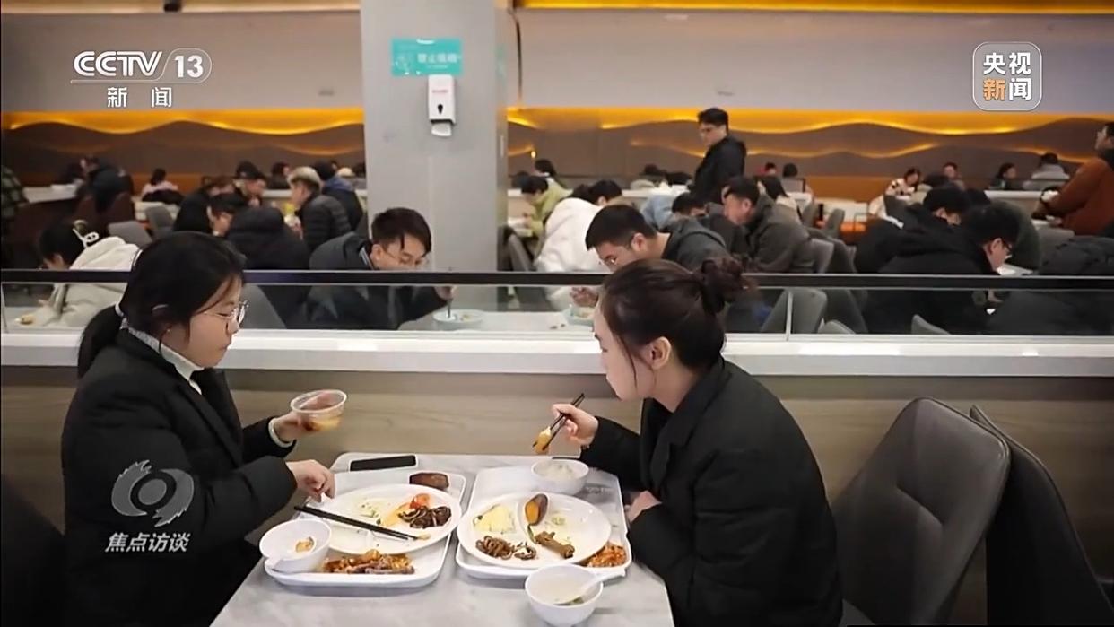 焦点访谈丨从专属食堂到全民餐厅 多元助餐模式破解舌尖养老难题
