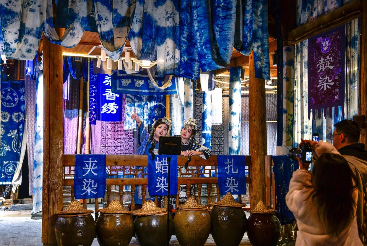 习近平总书记关切事｜特色文化产业焕新姿