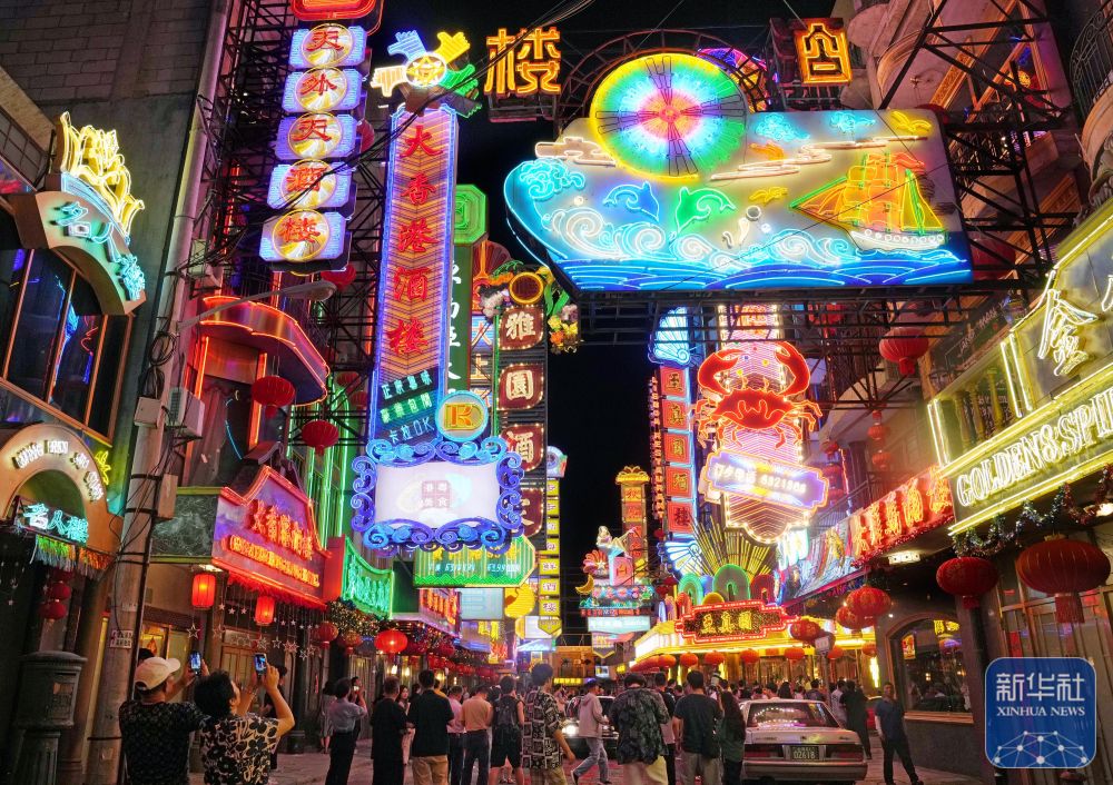 镜观·回响｜浦江奔涌传薪火 海派融新纳百川