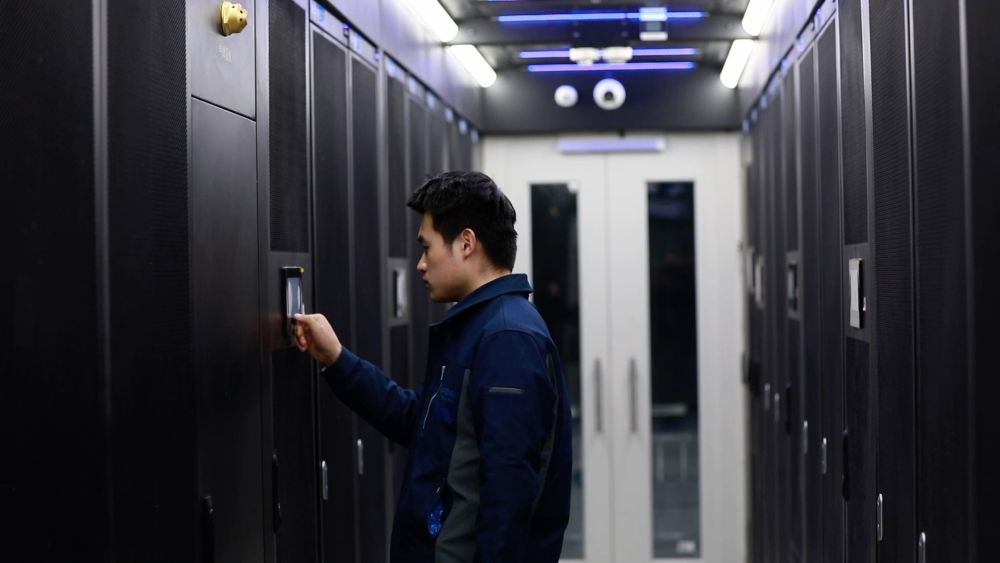 开放创新驱动和双赢：高质量经济发展的新图片