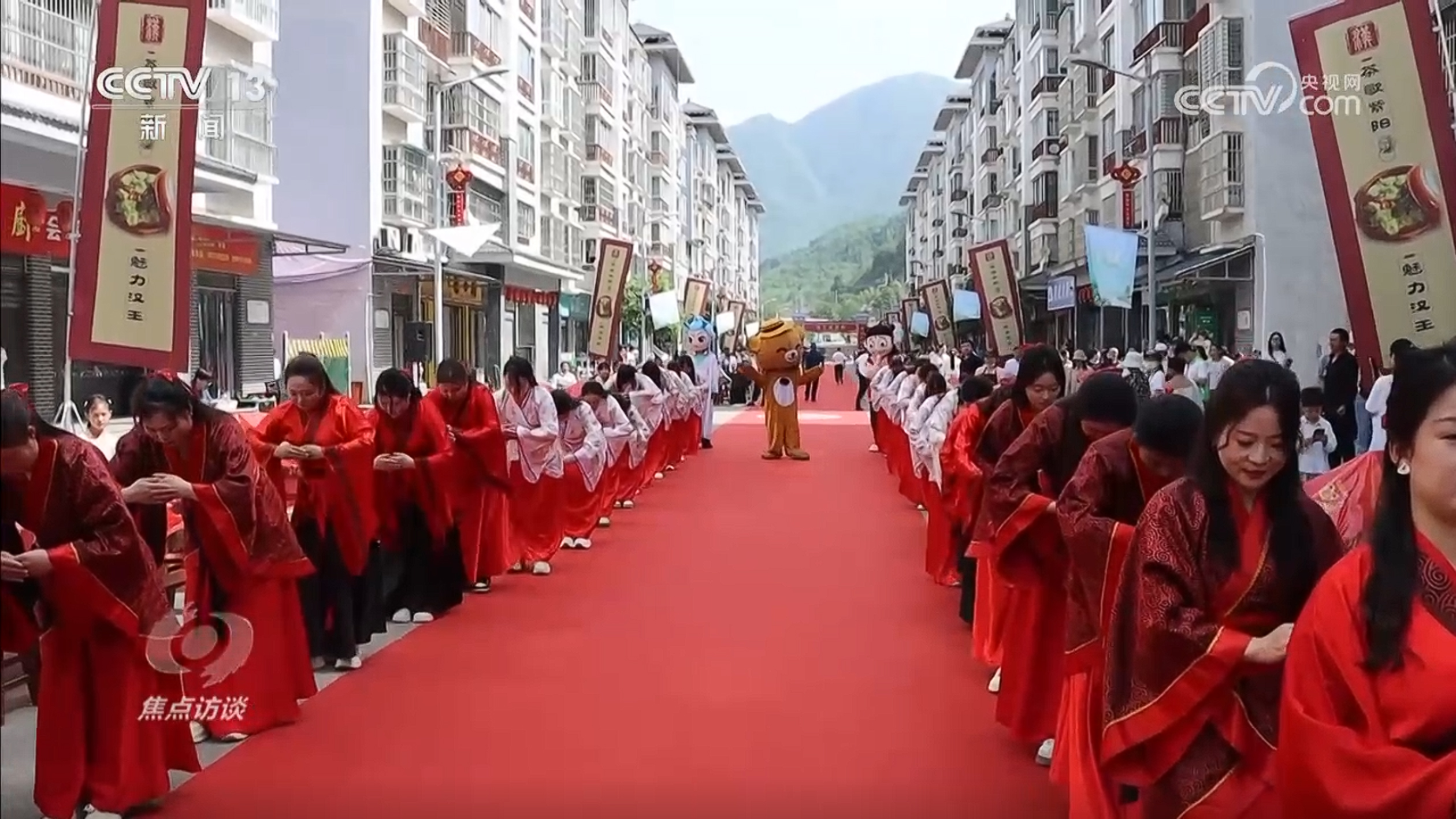 焦点访谈丨从“活起来”到“火起来” 非遗如何成为各地文旅新名片