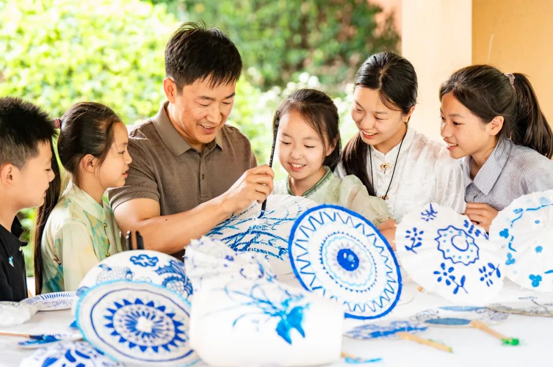 “何以中国”？今天，我们与它们共同回答
