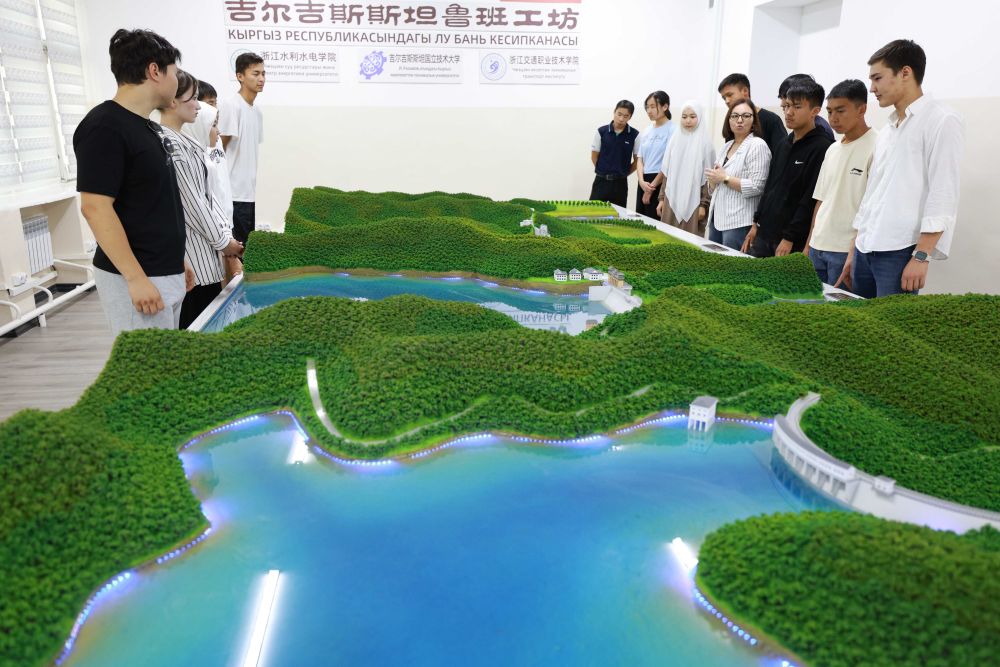 镜观·回响｜赓续传统友谊 共筑友好基石