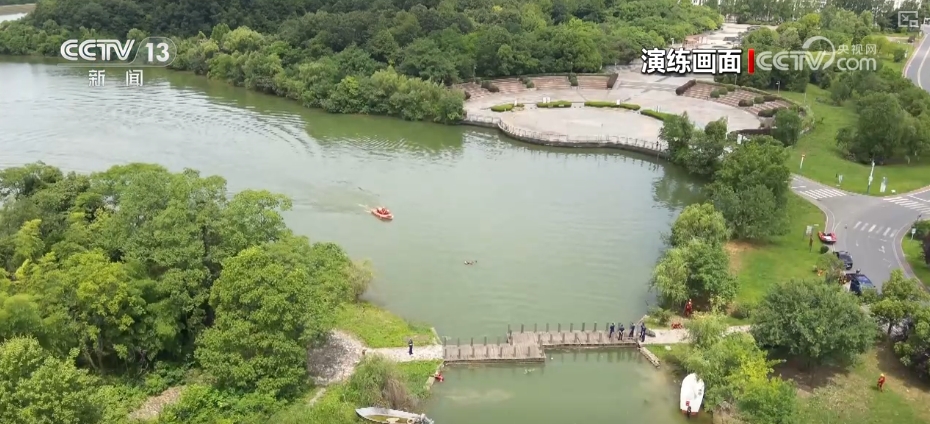 无人机侦察、智能救生艇、水下机器人……闻汛而动！AI赋能应急抢险救援