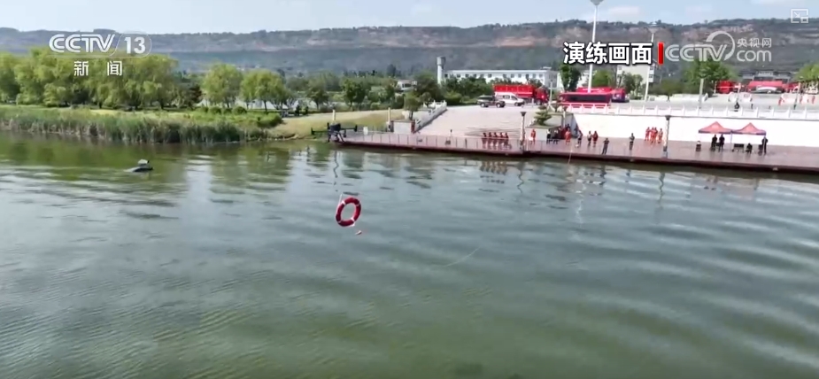 无人机侦察、智能救生艇、水下机器人……闻汛而动！AI赋能应急抢险救援