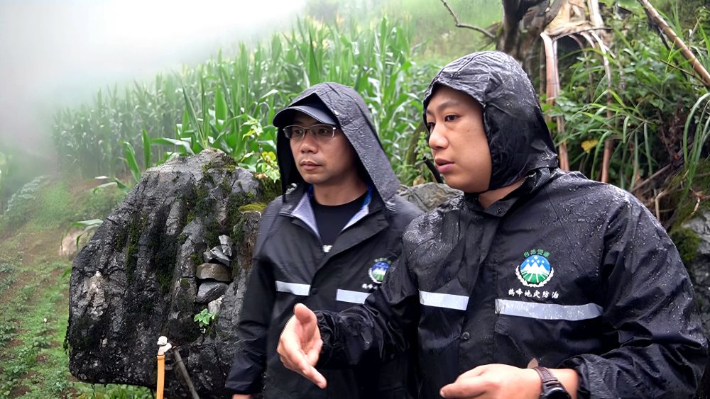 紧急转移，奋力抢险——鄂西南多地抗洪救灾一线见闻