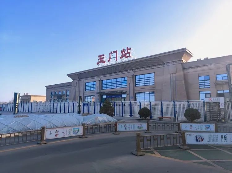 我的铁路风景｜万里云“途”开，海天入卷来！
