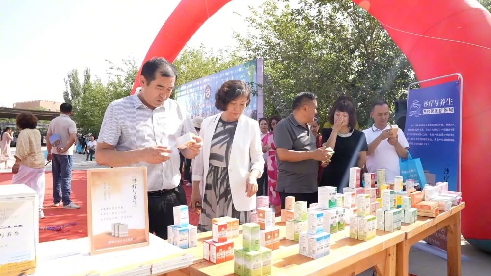 新华视点｜暑期消费“热”起来 多地业态创新点燃夏日经济引擎