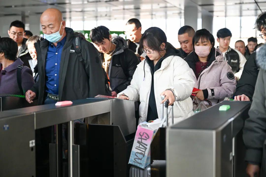暑运模式开启 这些铁路福利千万别错过