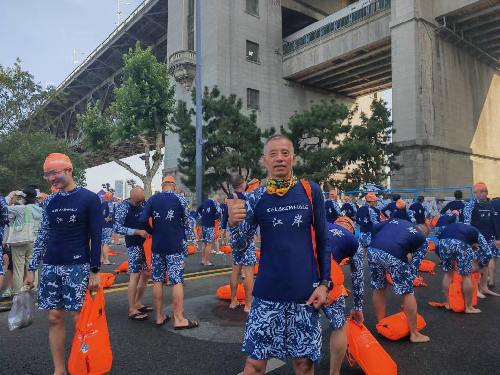 横渡长江五十载：渡江节见证武汉的变与不变