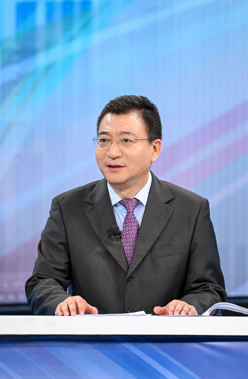 建起“超链接” 助力中国经济向新而行——“中国经济圆桌会”共话科技创新与产业创新深度融合