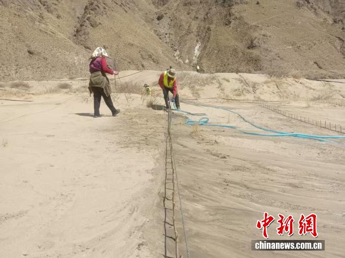 辉煌60年·我们的家园 | “像养孩子一般种树”：各民族团结奋斗，以心血浇灌生态奇迹