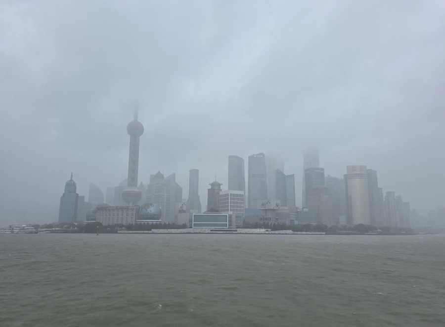 “竹节草”滞留陆地到8月2日？台风“急”与“慢”，哪个更 