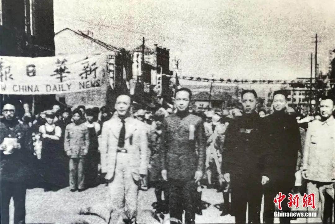 烽火武汉：一群文人如何用笔墨筑起抗战长城？