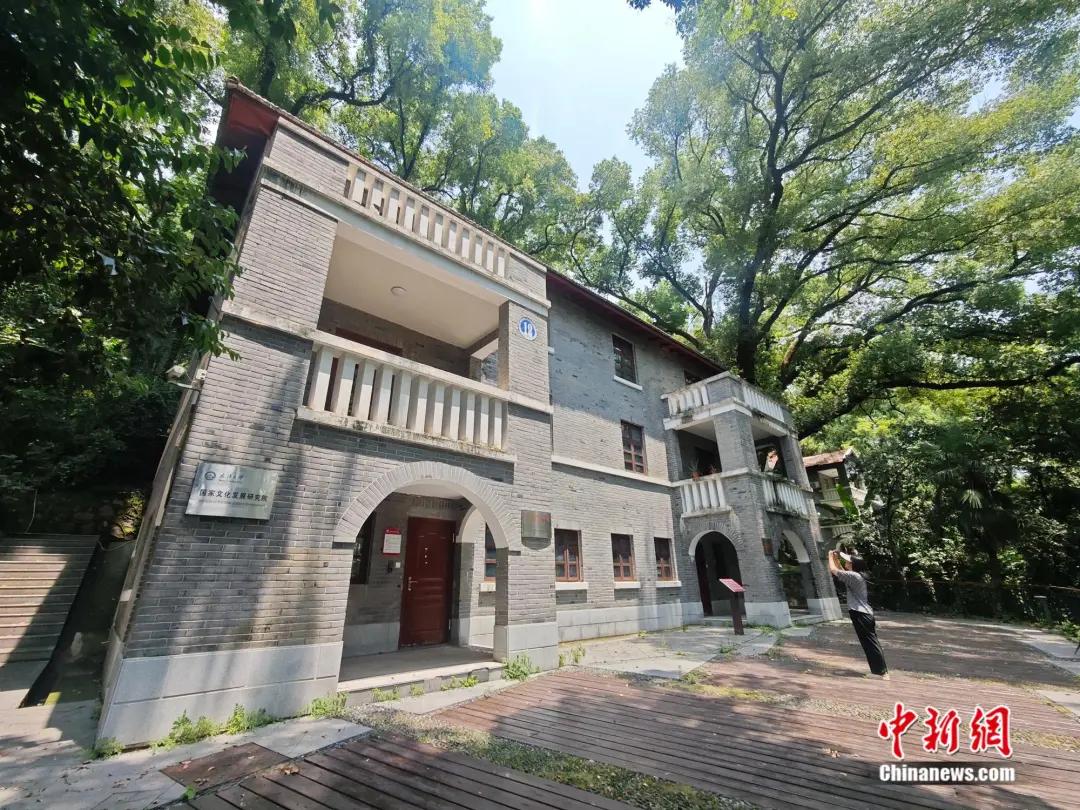 烽火武汉：一群文人如何用笔墨筑起抗战长城？