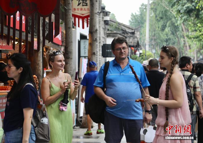 （成都世运会）世运会带火成都入境游 公园城市幸福感吸引全球游客