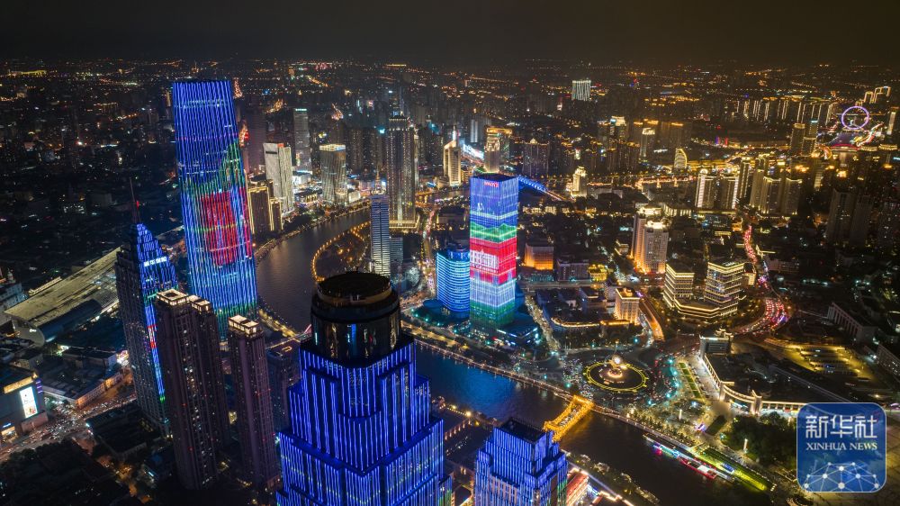 飞阅中国｜津彩夜空 光耀海河