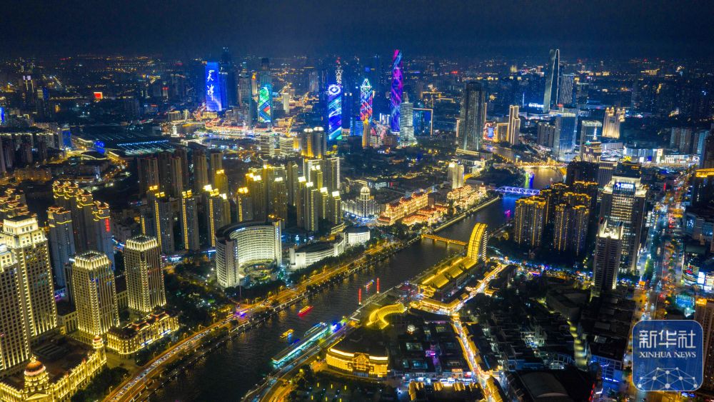 飞阅中国｜津彩夜空 光耀海河