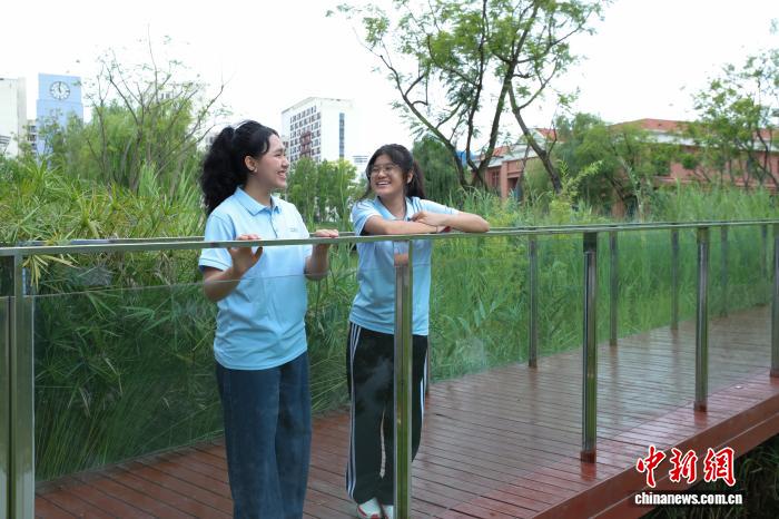 （成都世运会）成都世运会东盟志愿者：盼向世界展现青春活力