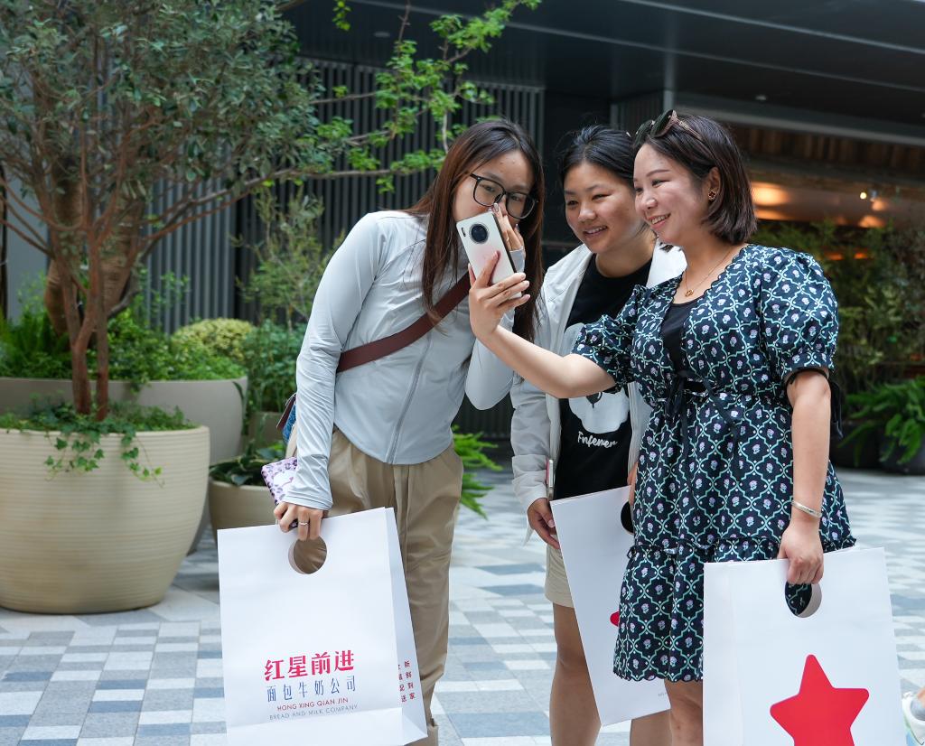 经济大省新亮点丨零售“焕新升级”激发新需求——河南提振消费一线观察