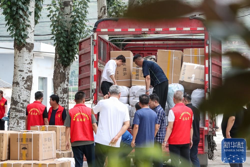 探访甘肃榆中山洪灾害安置点