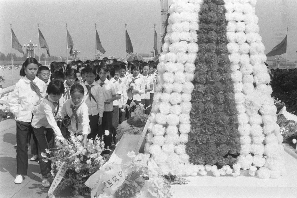 纪念胜利 铭记历史 开创未来