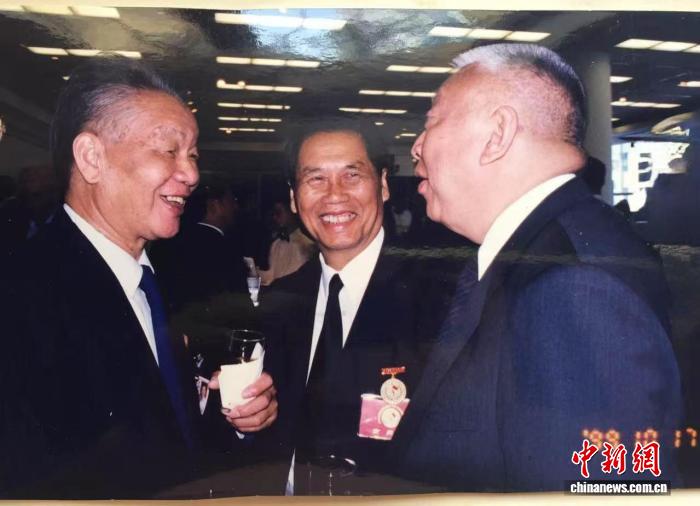 （抗战胜利80周年）香港石水涧村后人：守护抗战记忆 启迪青年传承