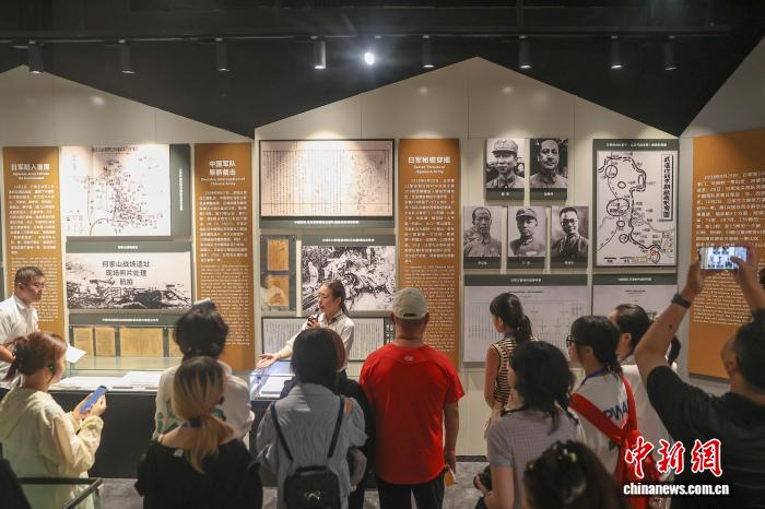 两岸青年走进江西德安万家岭大捷纪念园 共同铭记抗战历史