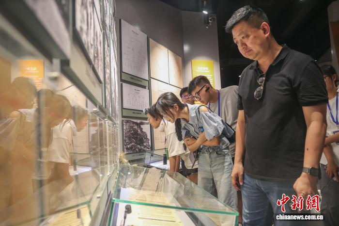 两岸青年走进江西德安万家岭大捷纪念园 共同铭记抗战历史