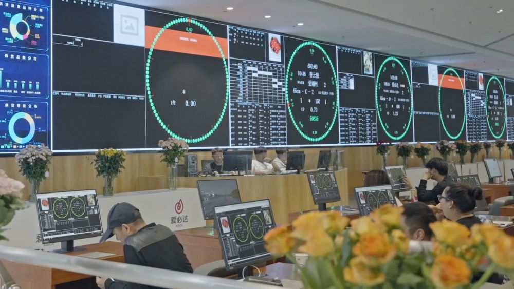 美丽遇甜蜜 消费“别样红”——云南鲜切花七夕节前市场一线观察
