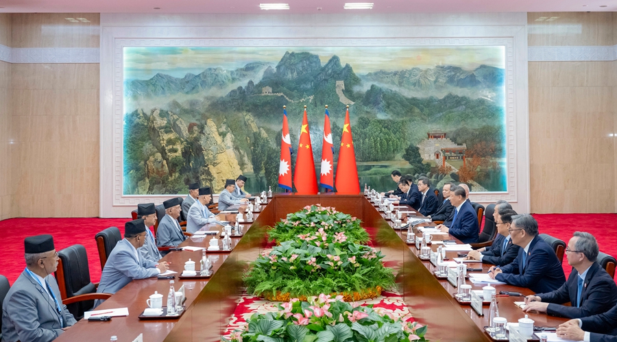 上合组织天津峰会丨习近平会见尼泊尔总理奥利